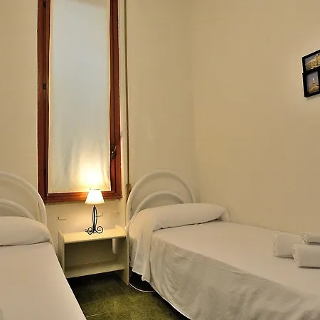 Apartment La Fiore 1 *